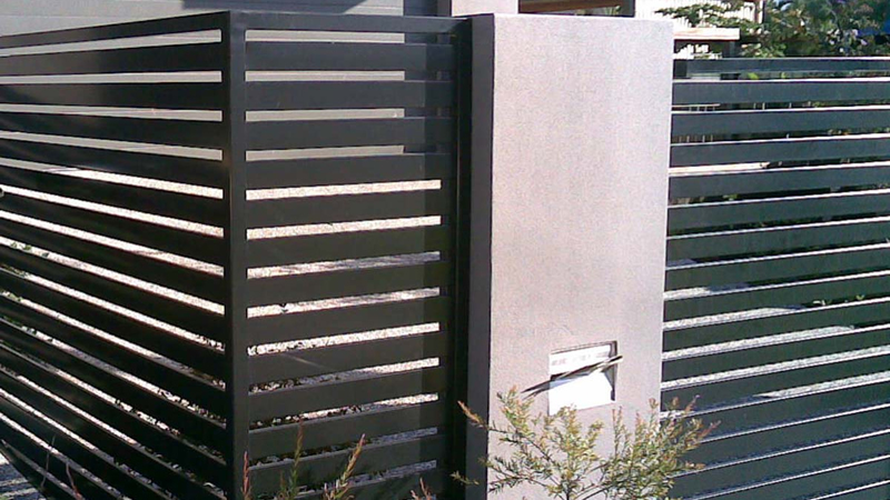 medium metal fence 3